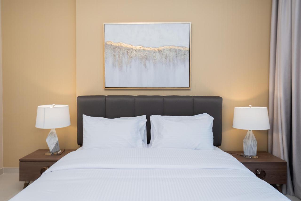 Kasco Homes Waves Tower Business Bay Dubai Esterno foto