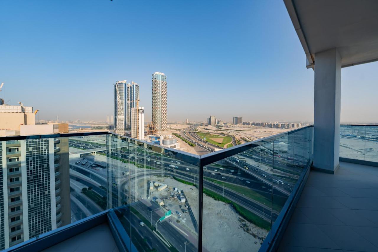 Kasco Homes Waves Tower Business Bay Dubai Esterno foto
