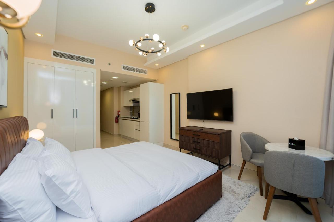 Kasco Homes Waves Tower Business Bay Dubai Esterno foto